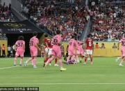 AYX-冰球预选赛焦点战：岭南雄狮队鏖战皖南雷豹队，新星闪耀。高压逼抢成功(2025年cba赛程时间表)