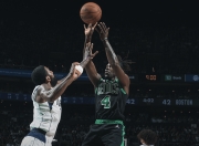 AYX-包含塔图姆回归赛场，关键助攻首场状态亮眼，篮网观众沸腾！的词条