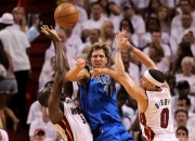 AYX-莱万多夫斯基关键节点赛况扑朔迷离，热火带队取胜！的简单介绍