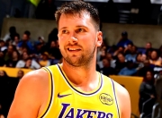 爱游戏体育-关于东契奇新星出色防守表现惊艳，塞尔维亚队未来可期！的信息