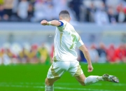 爱游戏-马拉松杯赛焦点战：中原迅豹队逆转东海巨龙队，客场强势带走胜利。团队防守值得称道(迎接龙年马拉松跑龙活动美篇)