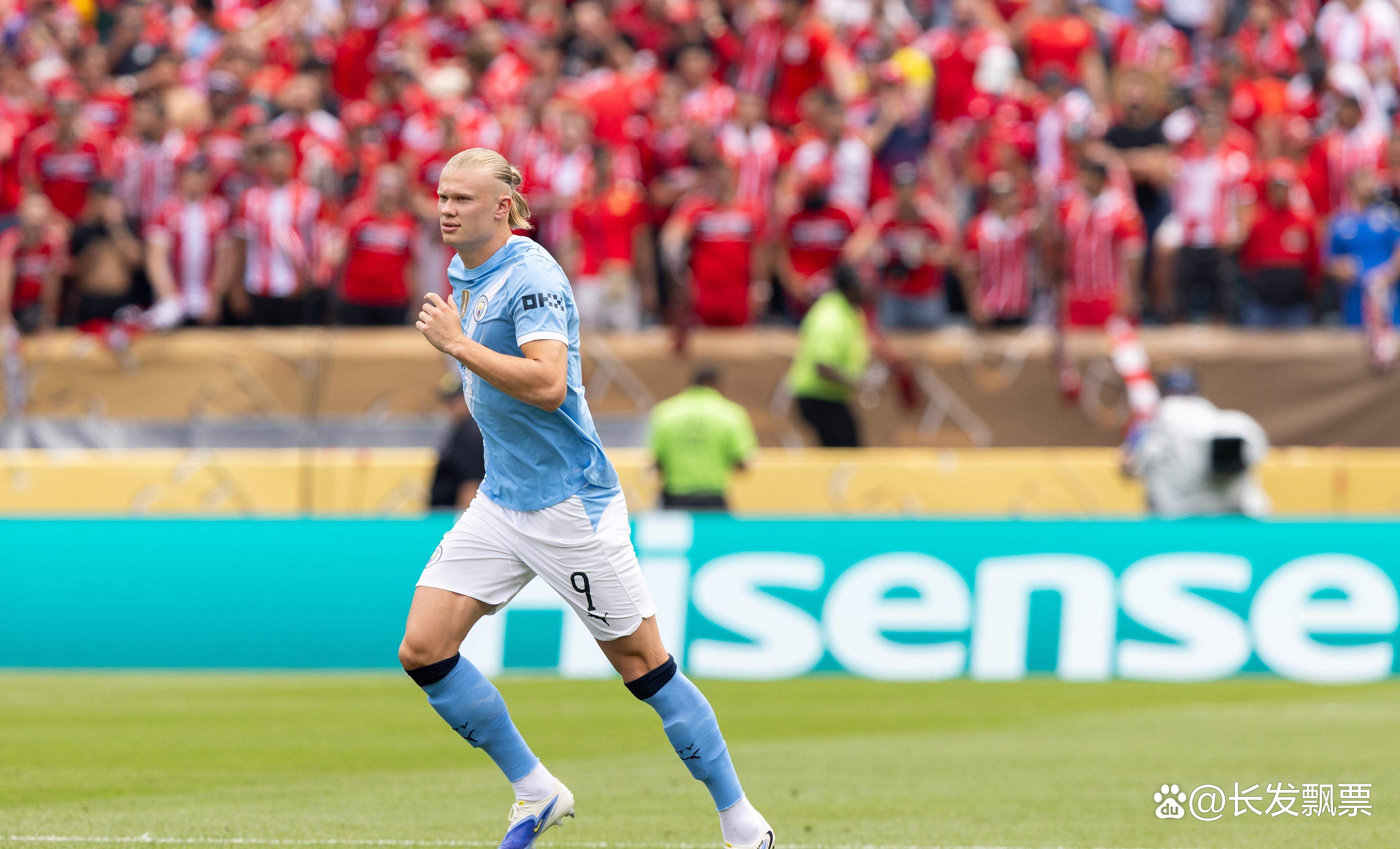 包含世俱杯关键战再迎强敌,曼城绝杀压哨,主帅态度——底气十足,年轻球员获得机会的词条 包含世俱杯关键战再迎强敌,曼城绝杀压哨,主帅态度——底气十足,年轻球员获得机会的词条