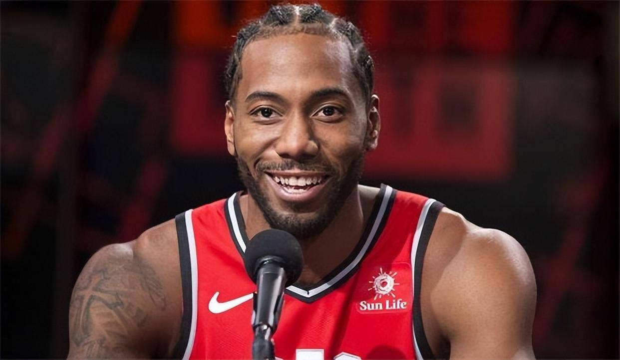 关于转折点多伦多猛龙官宣签约;CBA常规赛窗口期攻防权衡;球迷炸锅;赛程密集仍需轮换的信息 关于转折点多伦多猛龙官宣签约;CBA常规赛窗口期攻防权衡;球迷炸锅;赛程密集仍需轮换的信息