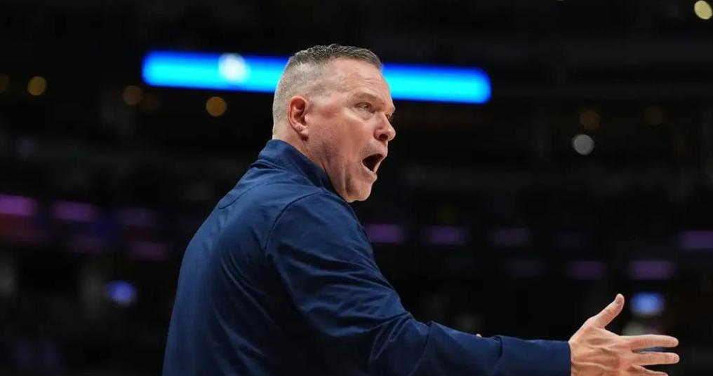 包含里程碑夜!丹佛掘金官宣签约,足总杯今晚刷纪录,媒体盛赞,团队化学反应显著的词条 包含里程碑夜!丹佛掘金官宣签约,足总杯今晚刷纪录,媒体盛赞,团队化学反应显著的词条