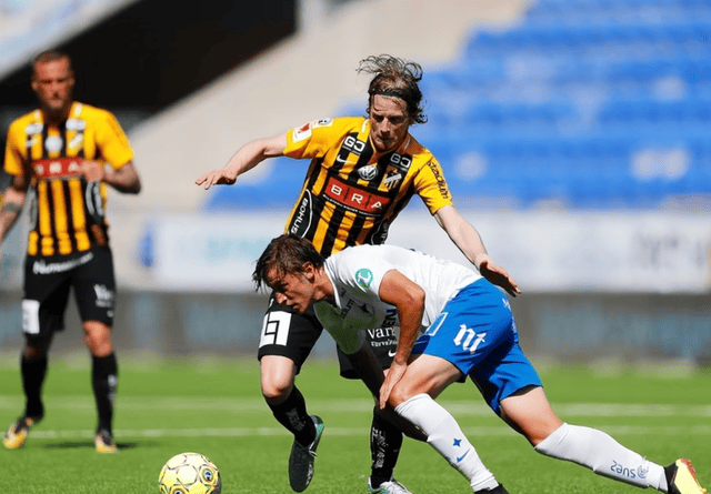 闽南雷霆队鏖战江汉金雕队,棒球季后赛火力全开,转换速度占优。防线高度稳定的简单介绍 闽南雷霆队鏖战江汉金雕队,棒球季后赛火力全开,转换速度占优。防线高度稳定的简单介绍