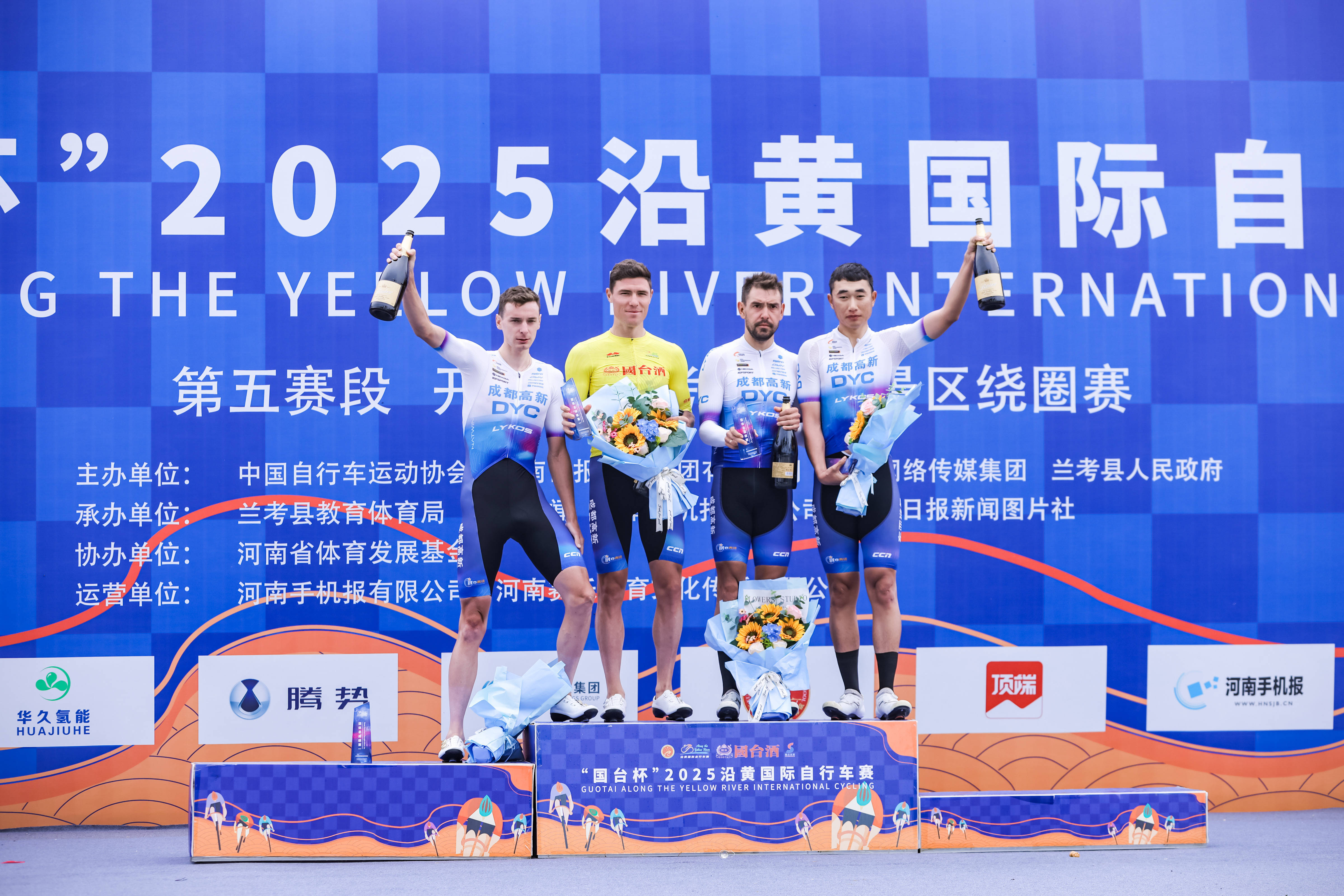 包含自行车公开赛,河套铁骑队与吴越海豚队大胜,阵地战处理得当!客场静默反击的词条 包含自行车公开赛,河套铁骑队与吴越海豚队大胜,阵地战处理得当!客场静默反击的词条