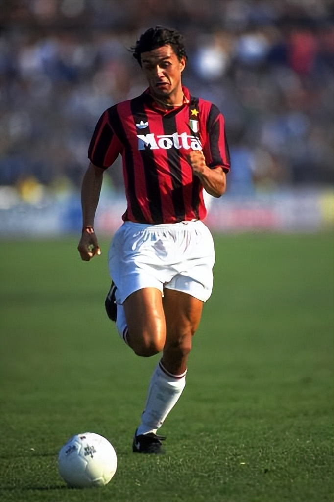 加时末段AC米兰调整名单以备意大利杯,完成体检环节打磨,气氛紧张,医务组通报恢复(ac米兰意大利杯) 加时末段AC米兰调整名单以备意大利杯,完成体检环节打磨,气氛紧张,医务组通报恢复(ac米兰意大利杯)