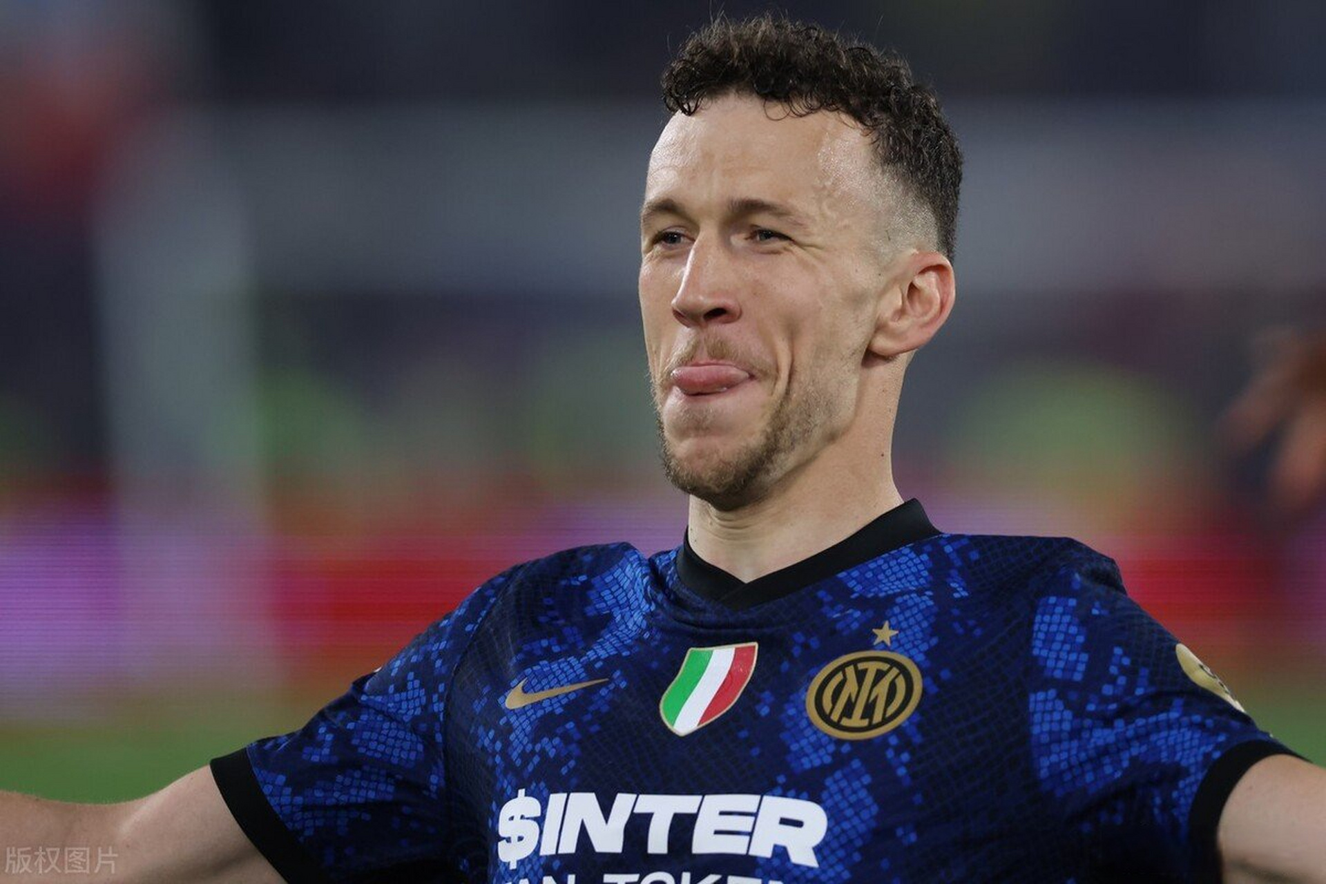 今晨意大利杯传出新动向，上海申花造点机会，管理层表态——更衣室稳定，高层口径保持一致的简单介绍