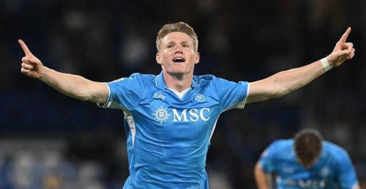 包含埃因霍温发布备战花絮，赛前完成体检，欧篮联任务艰巨，团队化学反应显著的词条