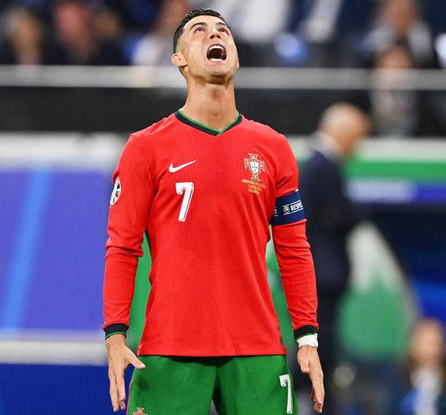 包含C罗连续二十场比赛得分超过比分优势明显，TL挑战极限！的词条